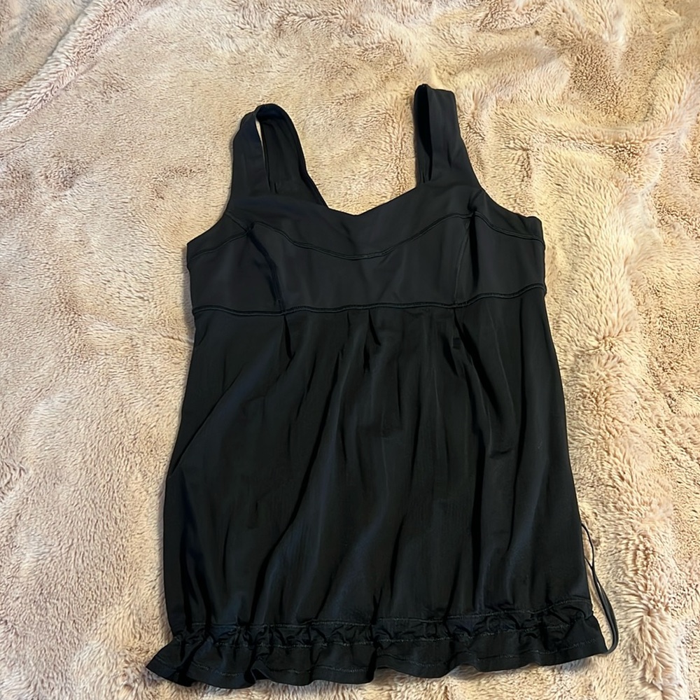 Lululemon top- black, loose but has drawstring in bottom - cute!